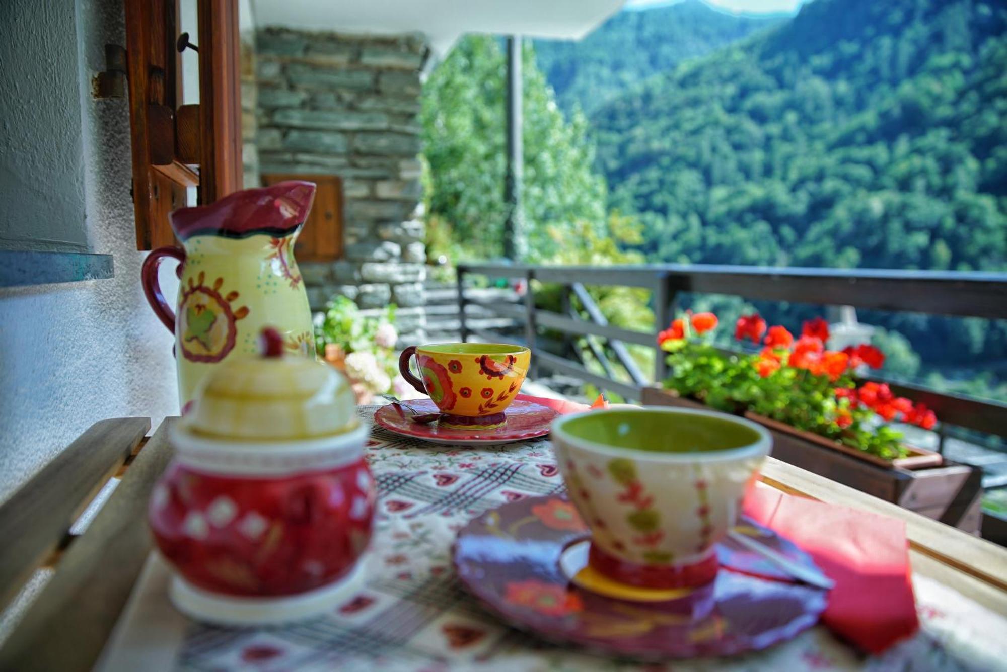 Bed and Breakfast Lo Chalet Pontboset Exterior foto